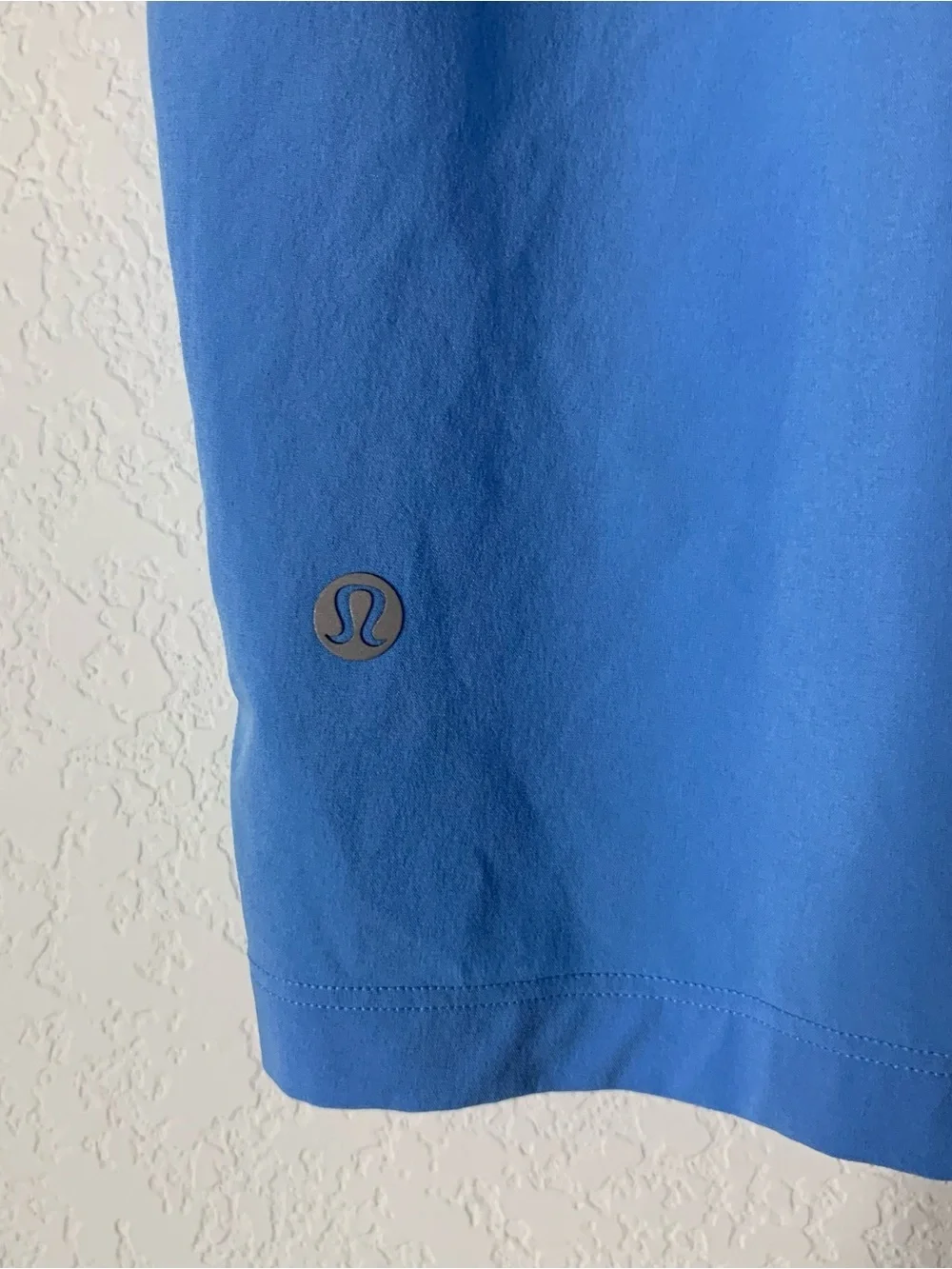 Lululemon Mens blue zeroed in linerless shorts S